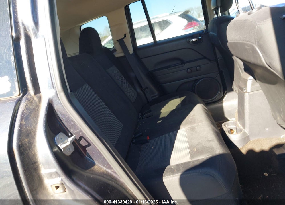 2014 JEEP COMPASS VIN: 1C4NJCBA9ED666557