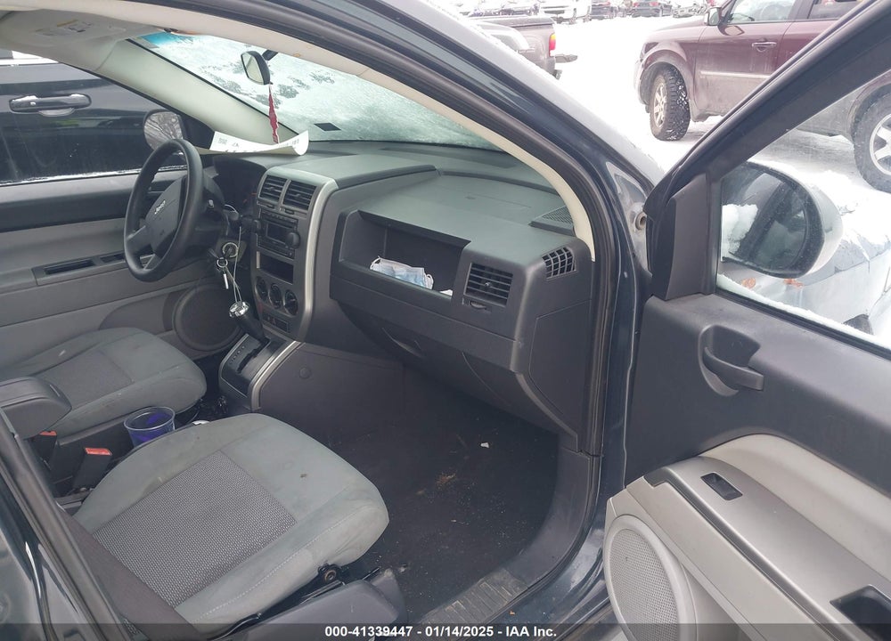 2007 JEEP COMPASS SPORT VIN: 1J8FF47W37D260933