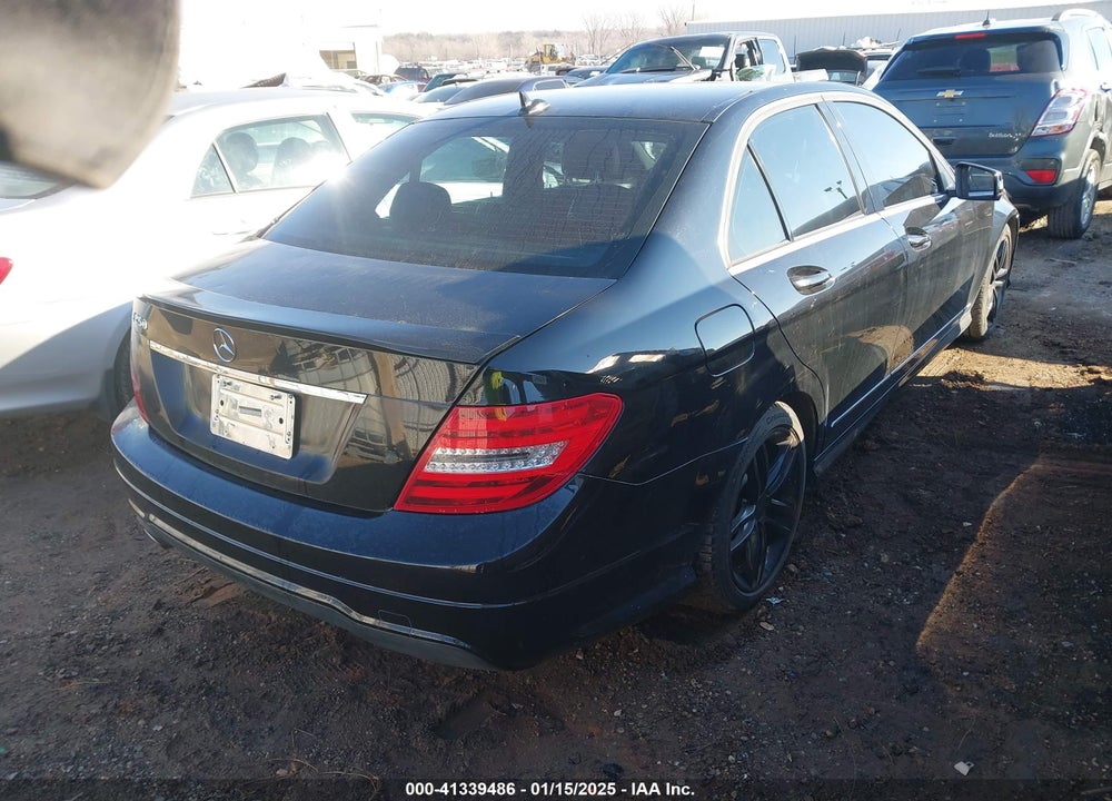 2014 MERCEDES-BENZ C CLASS VIN: WDDGF4HB6ER320555