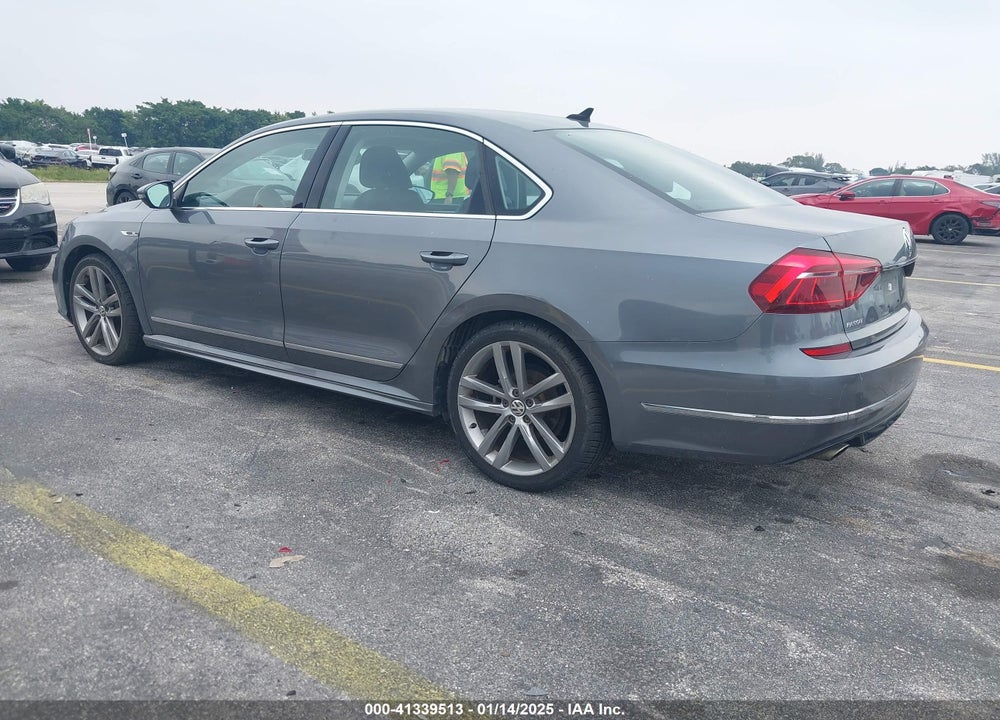 2017 VOLKSWAGEN PASSAT 1.8T R-LINE VIN: 1VWDT7A30HC061091