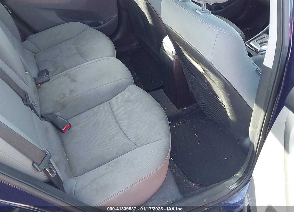 2013 HYUNDAI ELANTRA GLS VIN: 5NPDH4AE1DH384505