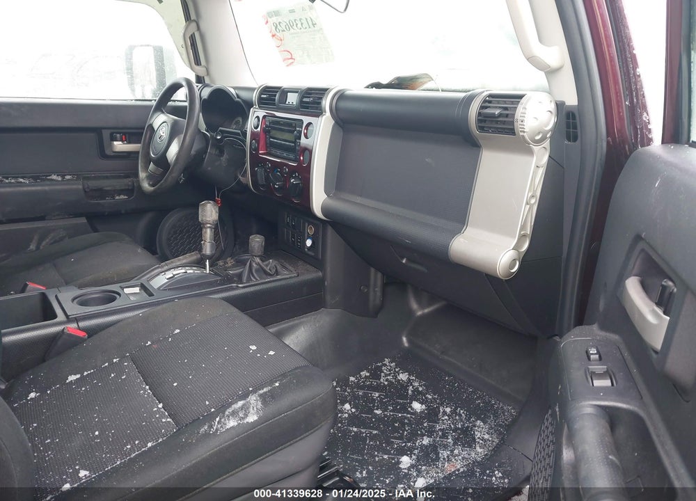 2007 TOYOTA FJ CRUISER VIN: JTEBU11F870069806