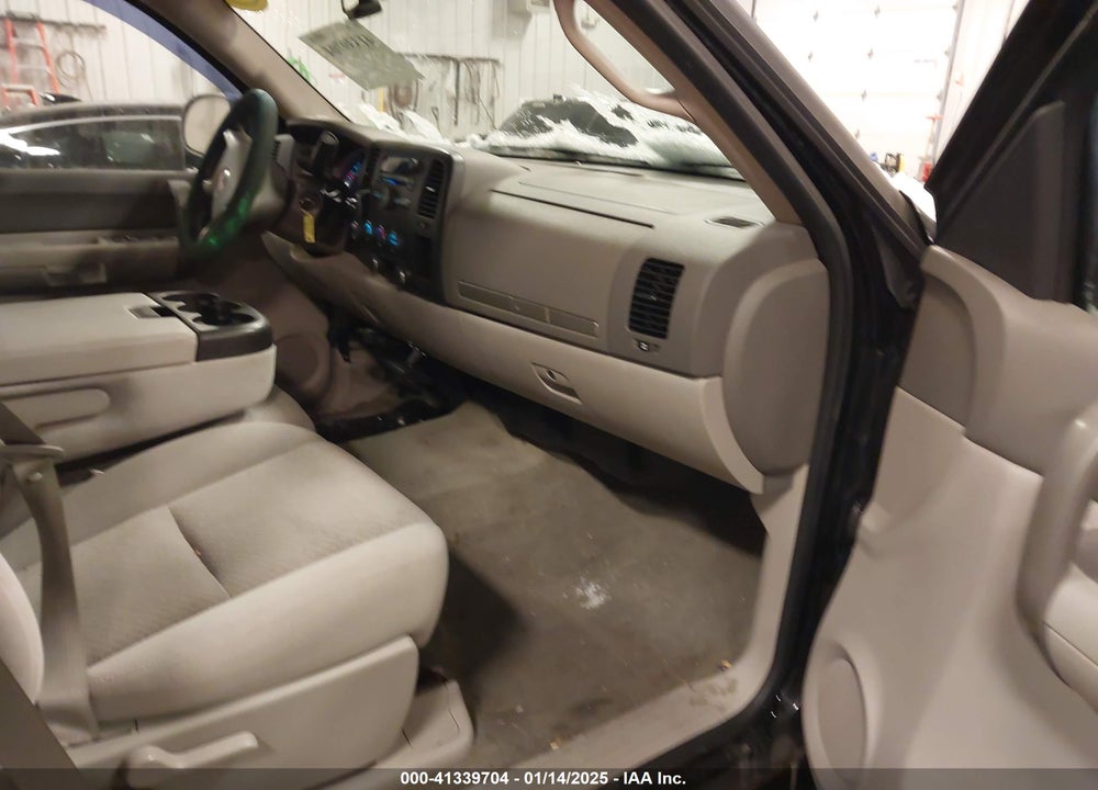 2008 GMC SIERRA 1500 VIN: 2GTEK19J881285841
