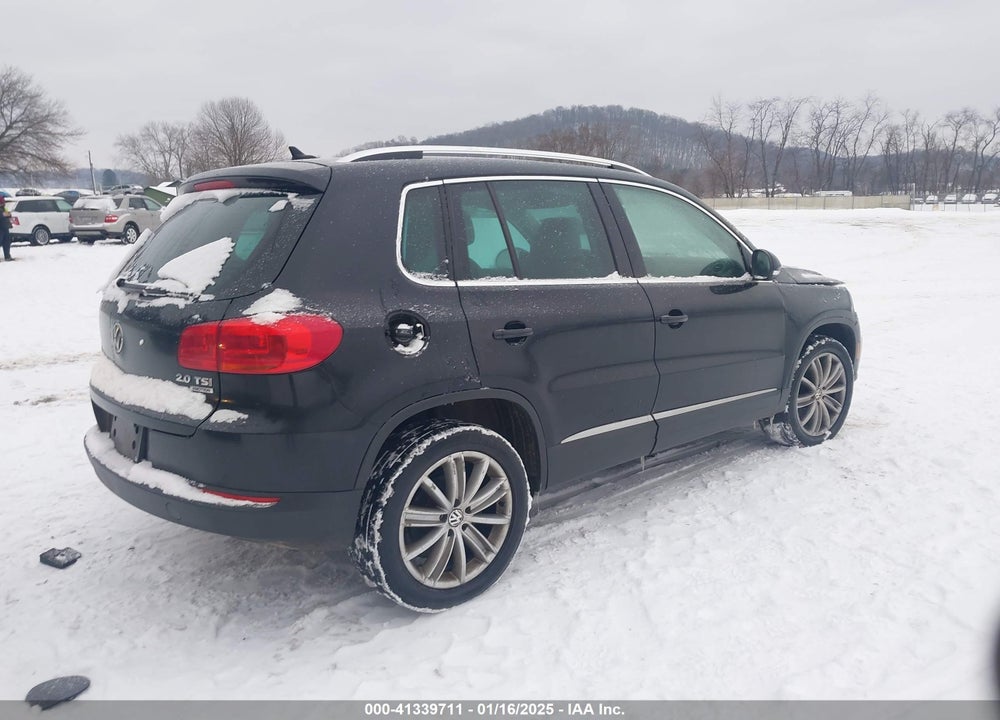 2013 VOLKSWAGEN TIGUAN SE VIN: WVGBV7AX4DW534468