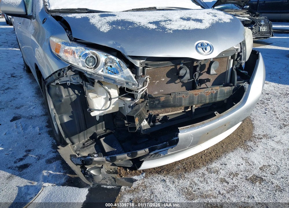 2012 TOYOTA SIENNA VIN: 5TDKK3DC2CS275217