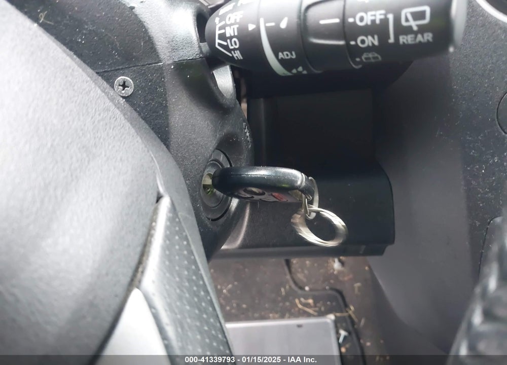2011 HONDA PILOT VIN: 5FNYF3H58BB008029