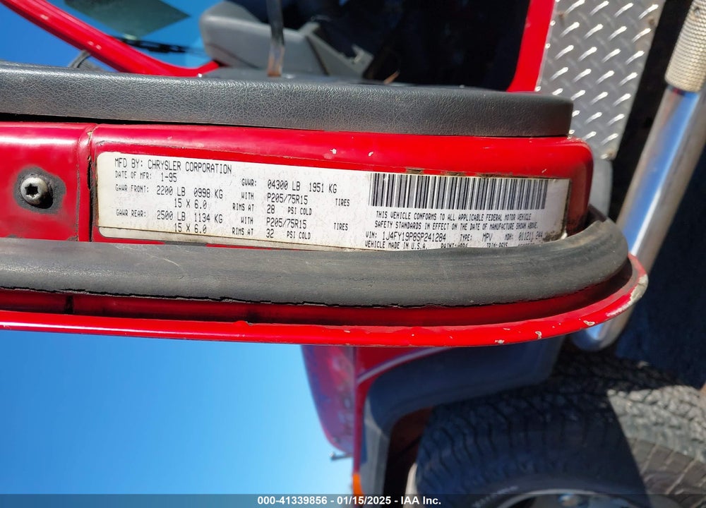 1995 JEEP WRANGLER / YJ S/RIO GRANDE VIN: 1J4FY19P8SP241284