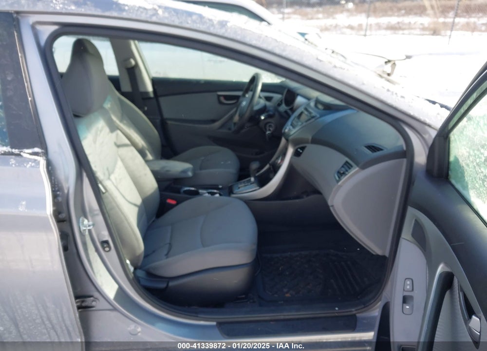 2013 HYUNDAI ELANTRA VIN: KMHDH4AE9DU551954