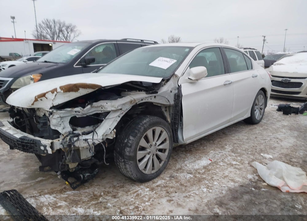 2015 HONDA ACCORD EX-L V-6 VIN: 1HGCR3F82FA037590