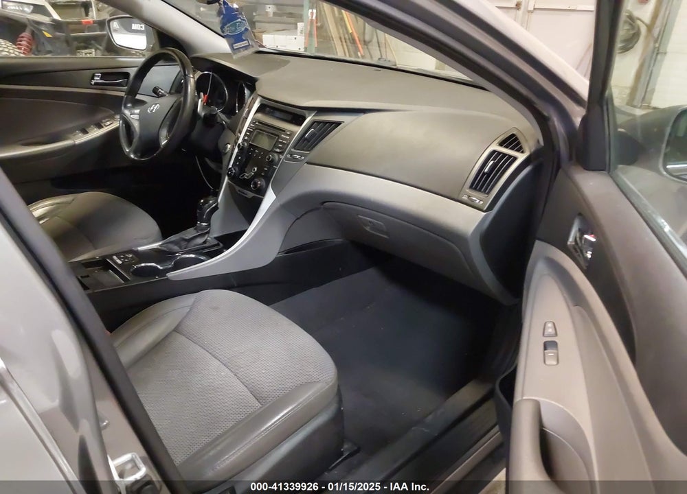2013 HYUNDAI SONATA SE VIN: 5NPEC4AC4DH760471