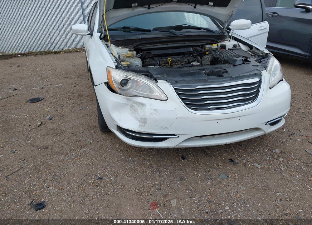 2013 CHRYSLER 200 VIN: 1C3CCBBB6DN713979