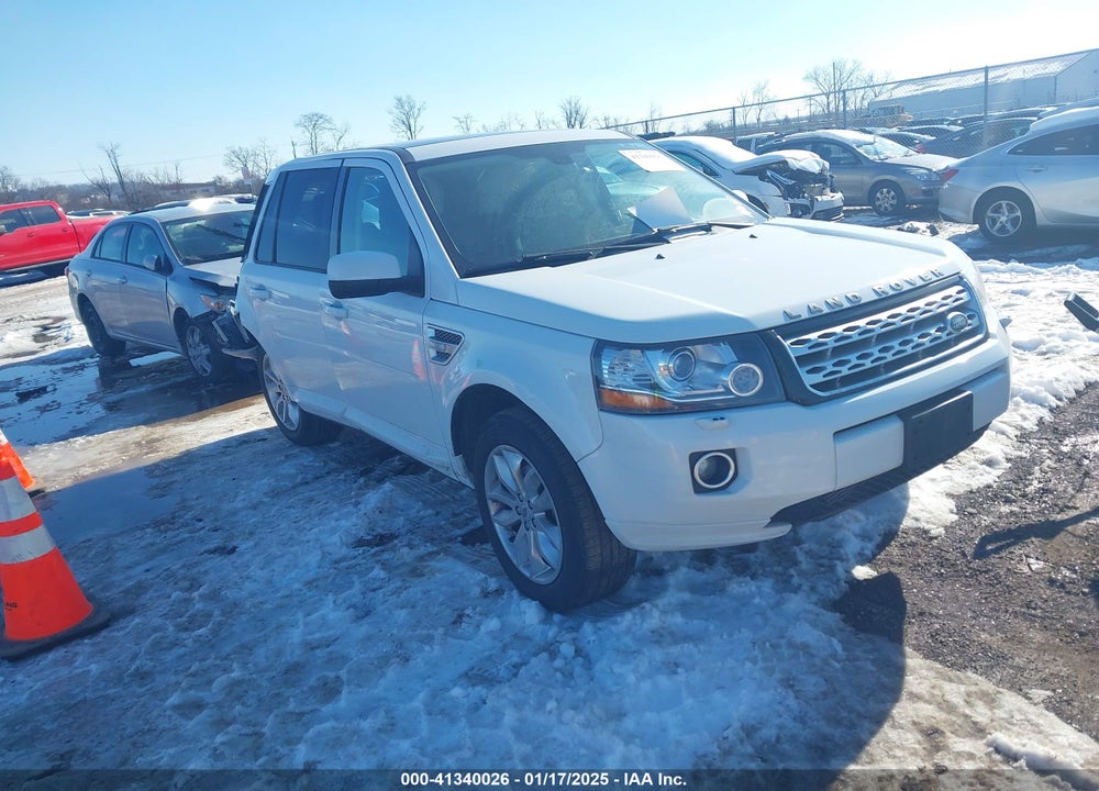 2014 LAND ROVER LR2 VIN: SALFR2BG5EH382341