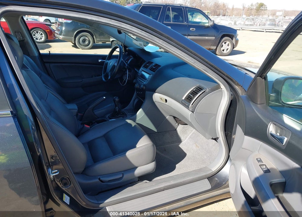 2006 HONDA ACCORD 2.4 EX VIN: 1HGCM55806A050625