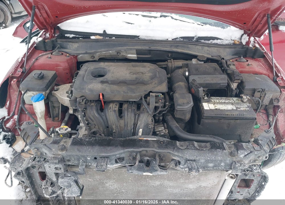 2019 KIA OPTIMA S VIN: 5XXGT4L36KG353685