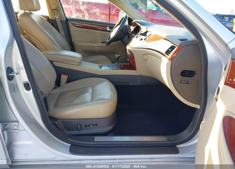 2013 HYUNDAI GENESIS 3.8 VIN: KMHGC4DDXDU239513