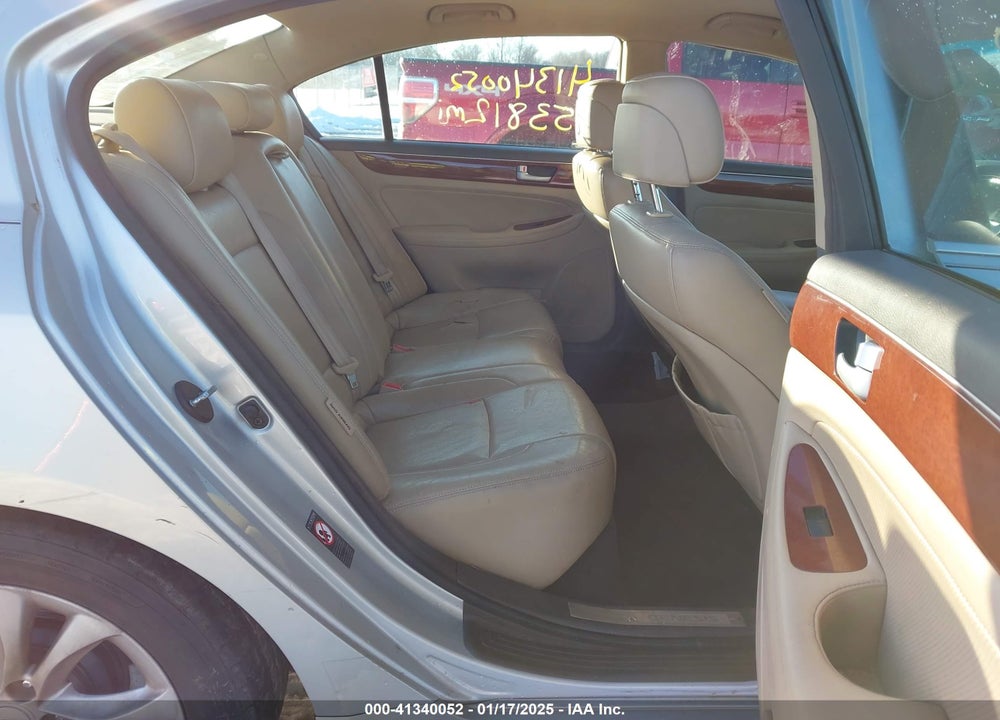 2013 HYUNDAI GENESIS 3.8 VIN: KMHGC4DDXDU239513