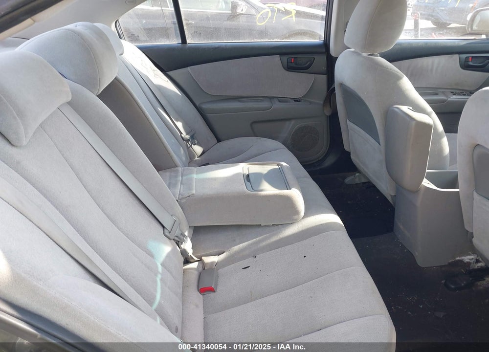 2009 KIA OPTIMA VIN: KNAGE228X95283163