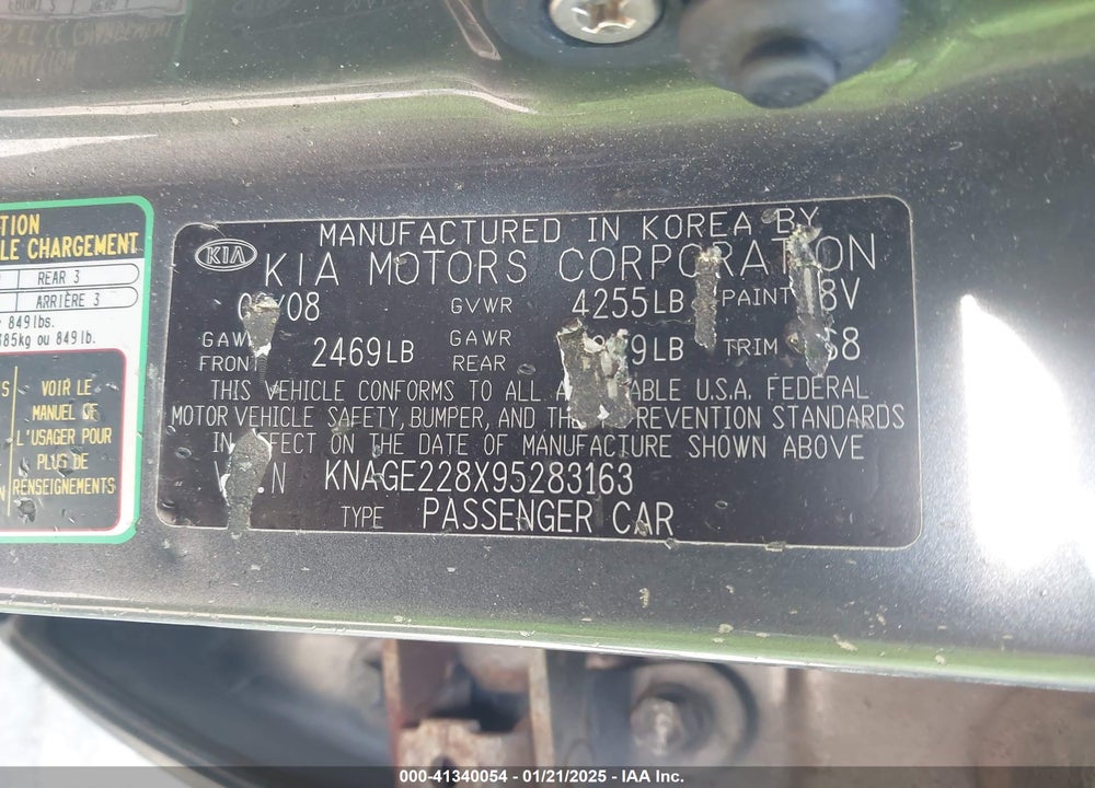 2009 KIA OPTIMA VIN: KNAGE228X95283163