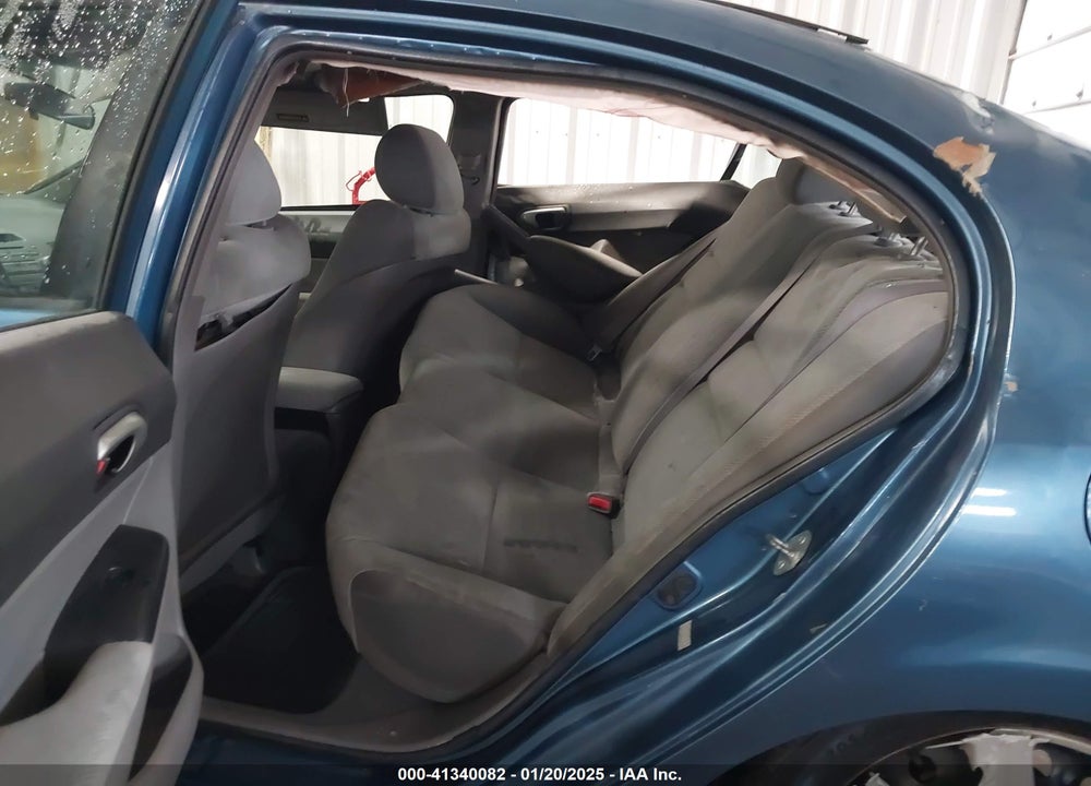 2010 HONDA CIVIC LX VIN: 2HGFA1F5XAH563698