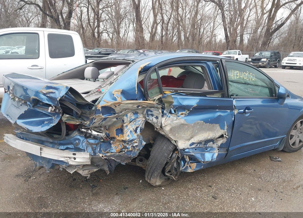2010 HONDA CIVIC LX VIN: 2HGFA1F5XAH563698
