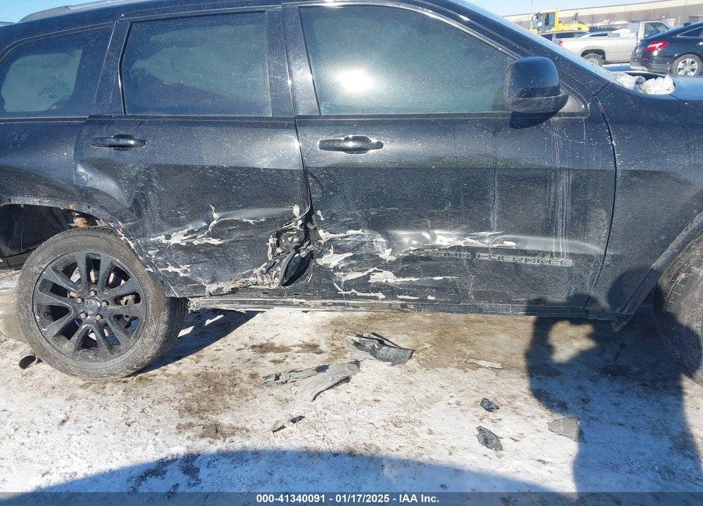 2019 JEEP GRAND CHEROKEE LAREDO VIN: 1C4RJFAG3KC736922