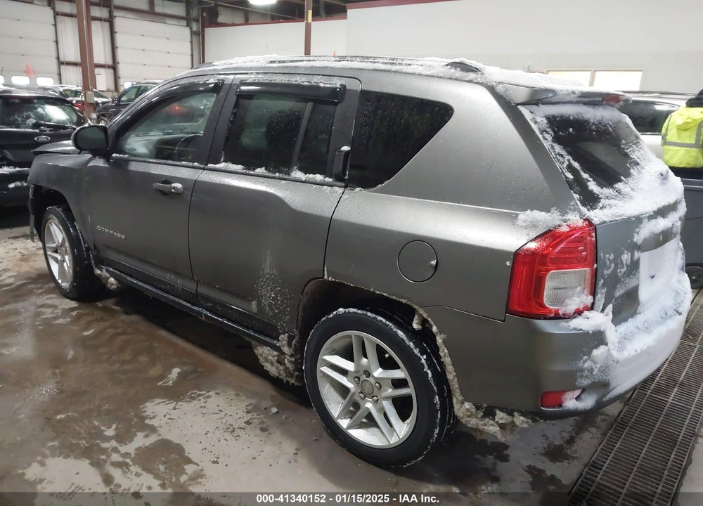 2011 JEEP COMPASS VIN: 1J4NT1FB5BD190346