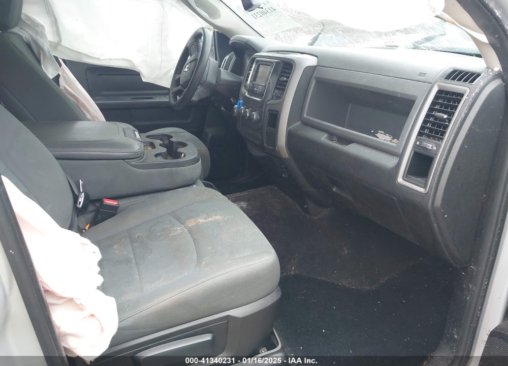 2016 RAM 1500 VIN: 1C6RR7KG5GS167959