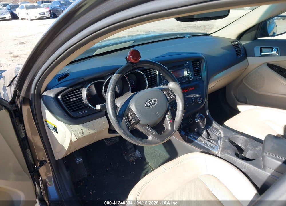 2011 KIA OPTIMA EX VIN: KNAGN4A77B5064025