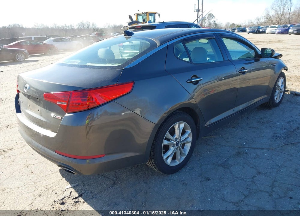 2011 KIA OPTIMA EX VIN: KNAGN4A77B5064025