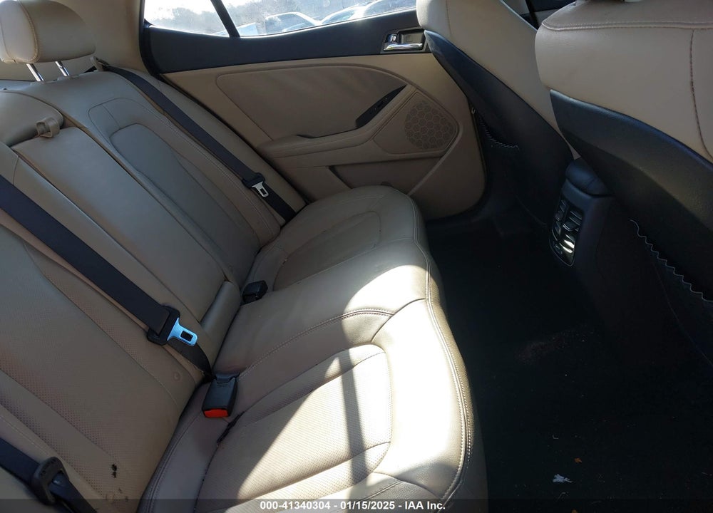 2011 KIA OPTIMA EX VIN: KNAGN4A77B5064025