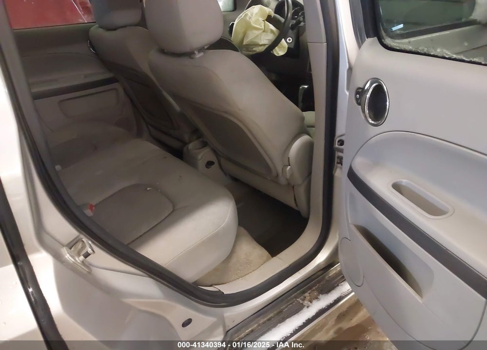 2008 CHEVROLET HHR LT VIN: 3GNDA33P08S526021