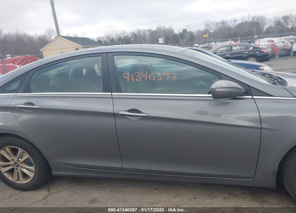 2012 HYUNDAI SONATA VIN: 5NPEB4AC9CH495757