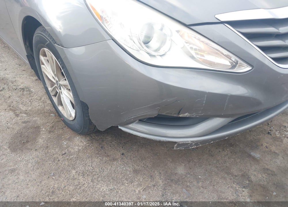 2012 HYUNDAI SONATA VIN: 5NPEB4AC9CH495757