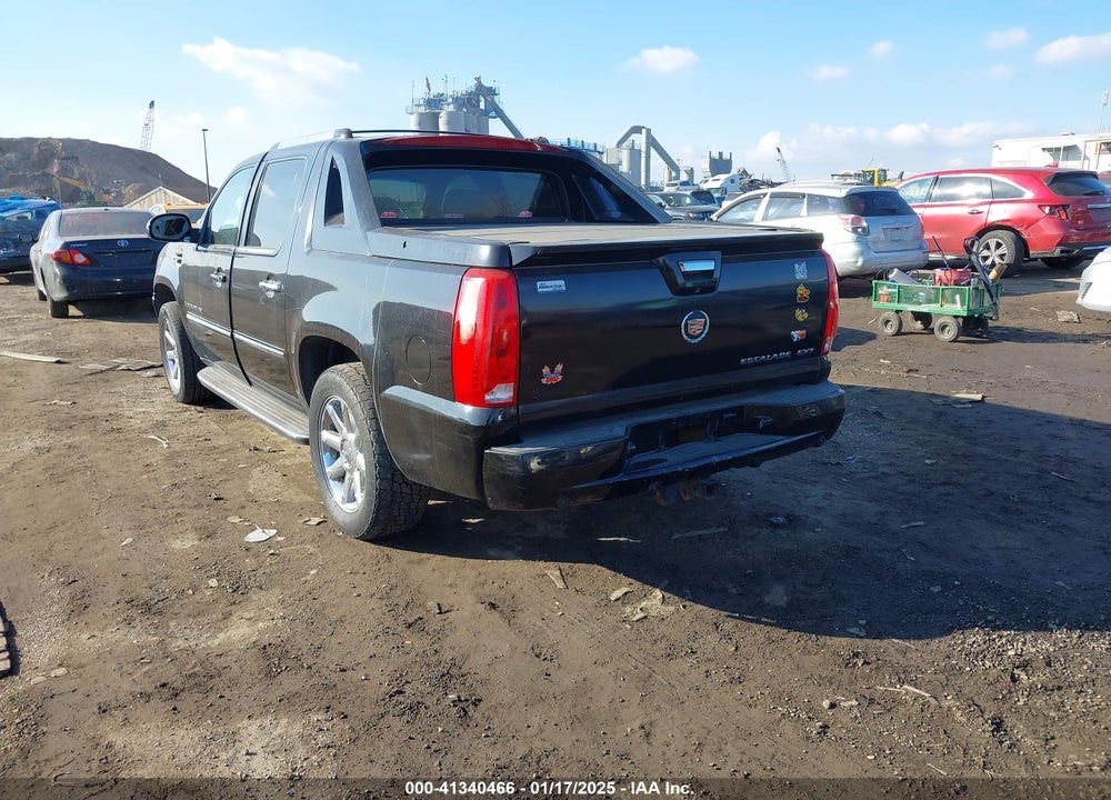 2007 CADILLAC ESCALADE EXT VIN: 3GYFK62837G217018