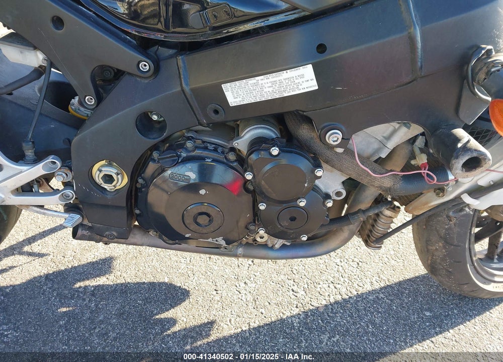 2006 SUZUKI GSX-R1000 VIN: JS1GT76A462103430