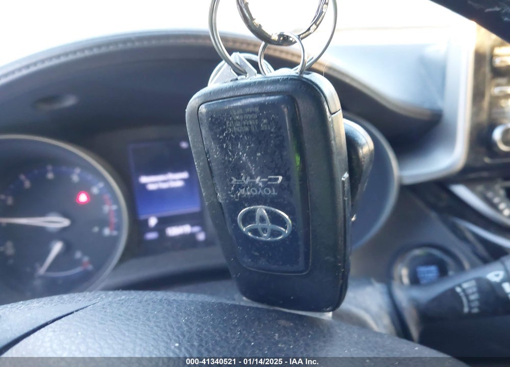 2019 TOYOTA C-HR XLE VIN: JTNKHMBX6K1027943