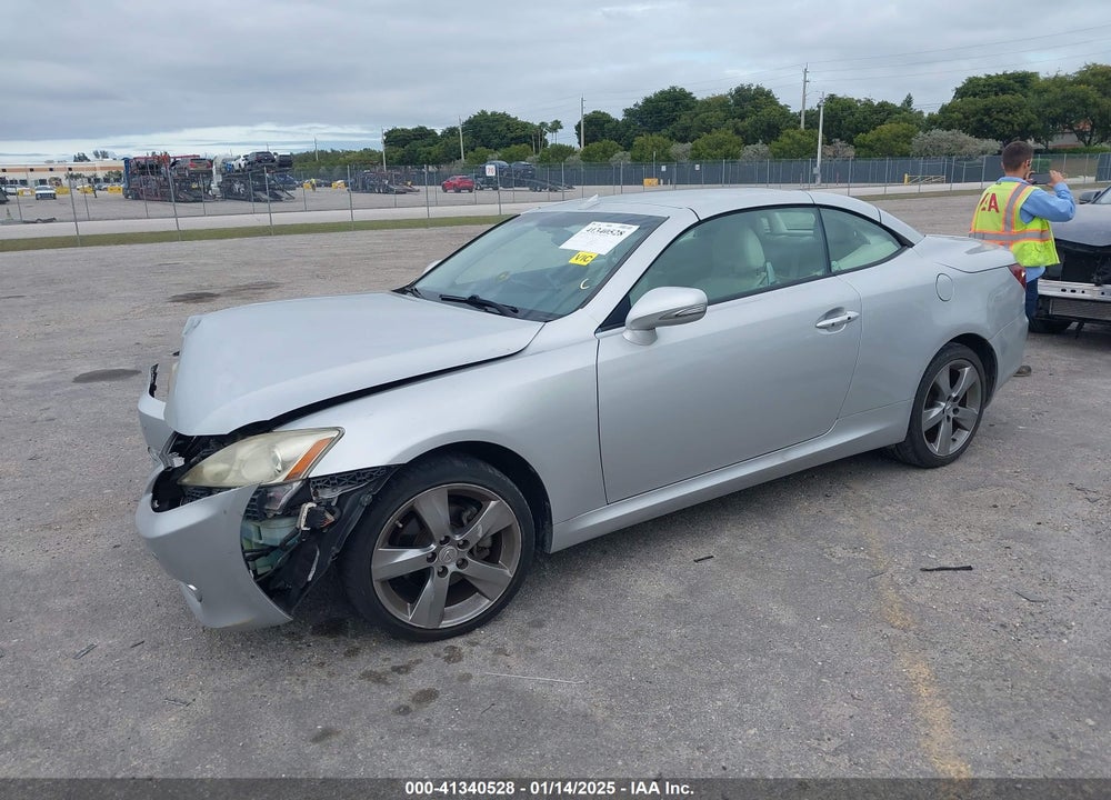 2010 LEXUS IS 250C VIN: JTHFF2C22A2509853