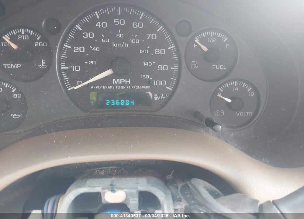 2001 CHEVROLET S-10 LS VIN: 1GCCS145918229718