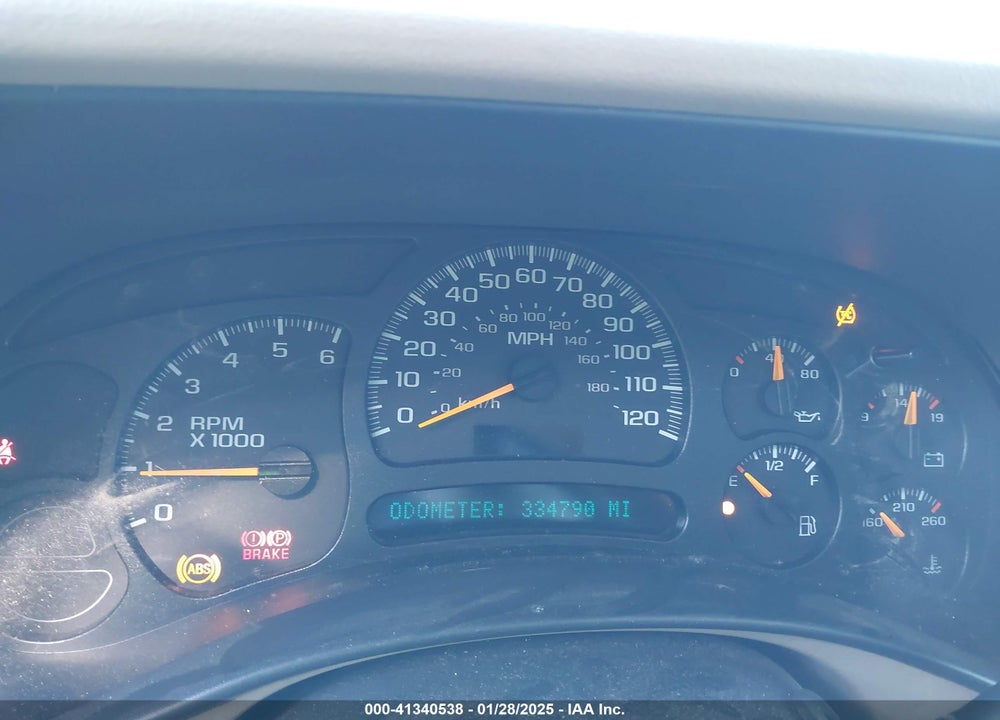 2005 CHEVROLET TAHOE LT VIN: 1GNEC13T85J189143