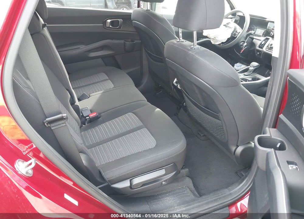 2023 KIA SORENTO LX VIN: 5XYRG4LC2PG240963