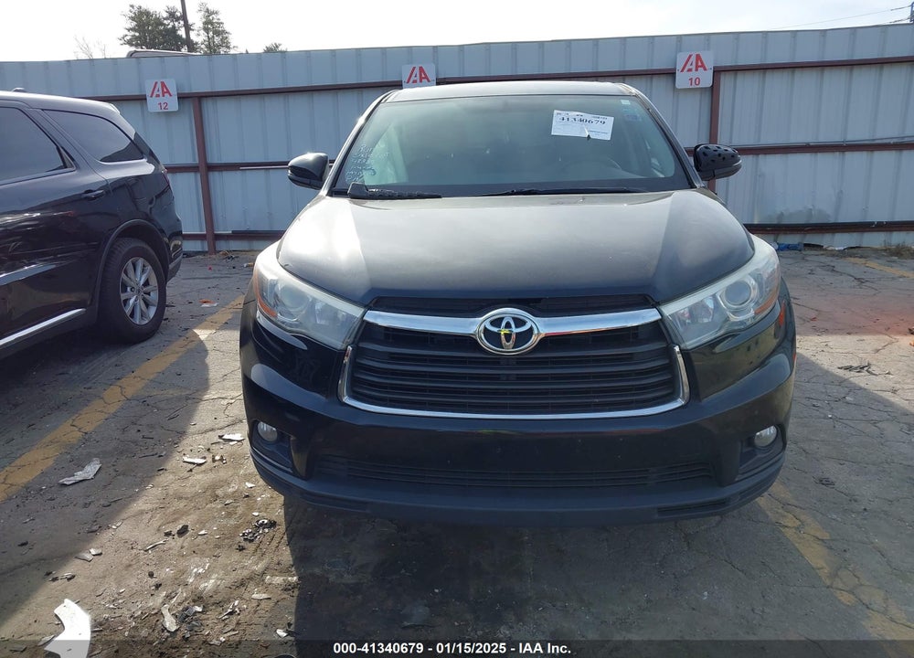 2015 TOYOTA HIGHLANDER LE PLUS V6 VIN: 5TDZKRFH7FS055781
