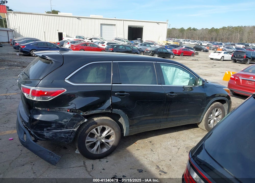 2015 TOYOTA HIGHLANDER LE PLUS V6 VIN: 5TDZKRFH7FS055781