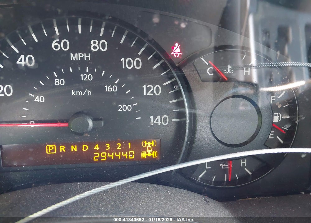 2004 NISSAN TITAN LE VIN: 1N6AA07B74N589062
