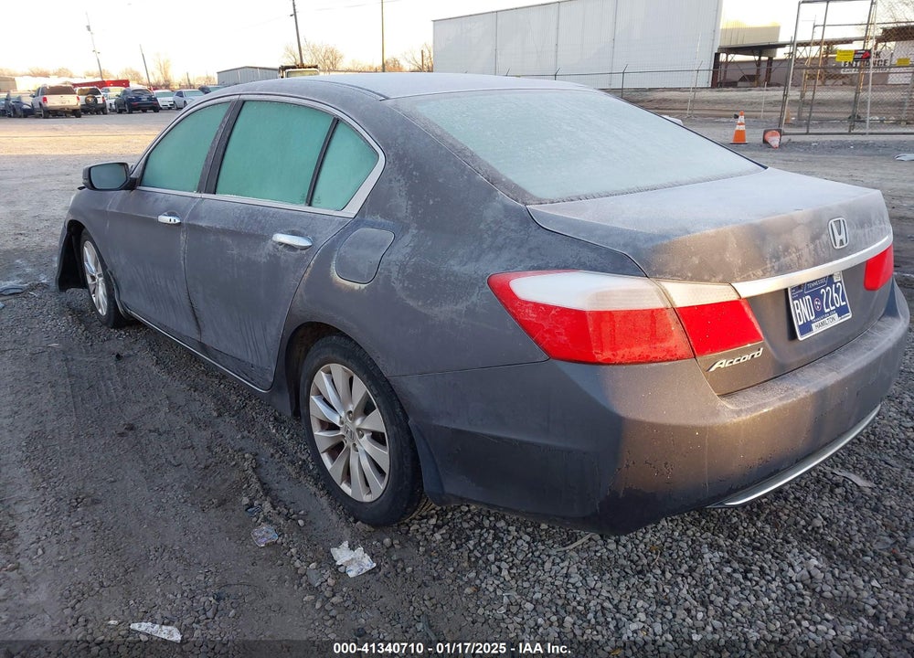 2015 HONDA ACCORD VIN: 1HGCR2F76FA126192