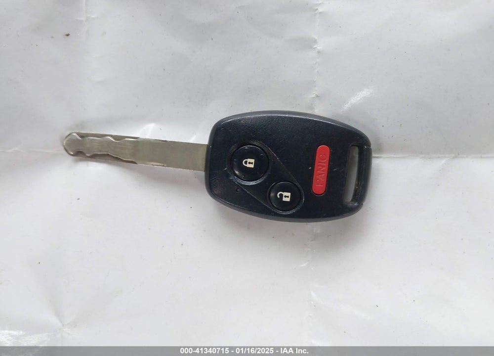 2011 HONDA FIT SPORT VIN: JHMGE8H52BS006208