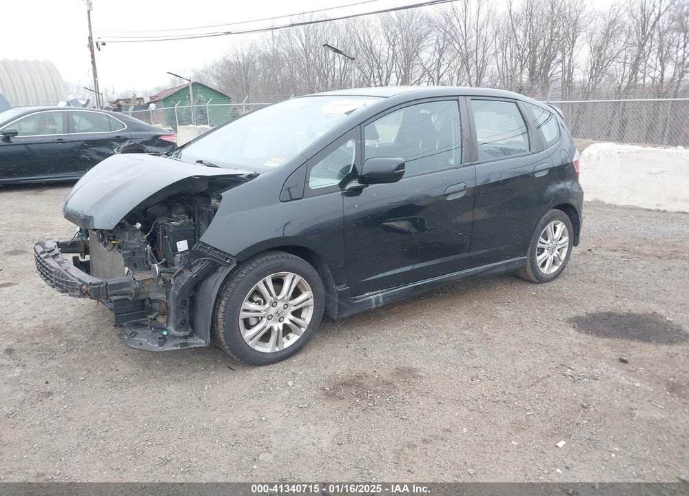 2011 HONDA FIT SPORT VIN: JHMGE8H52BS006208