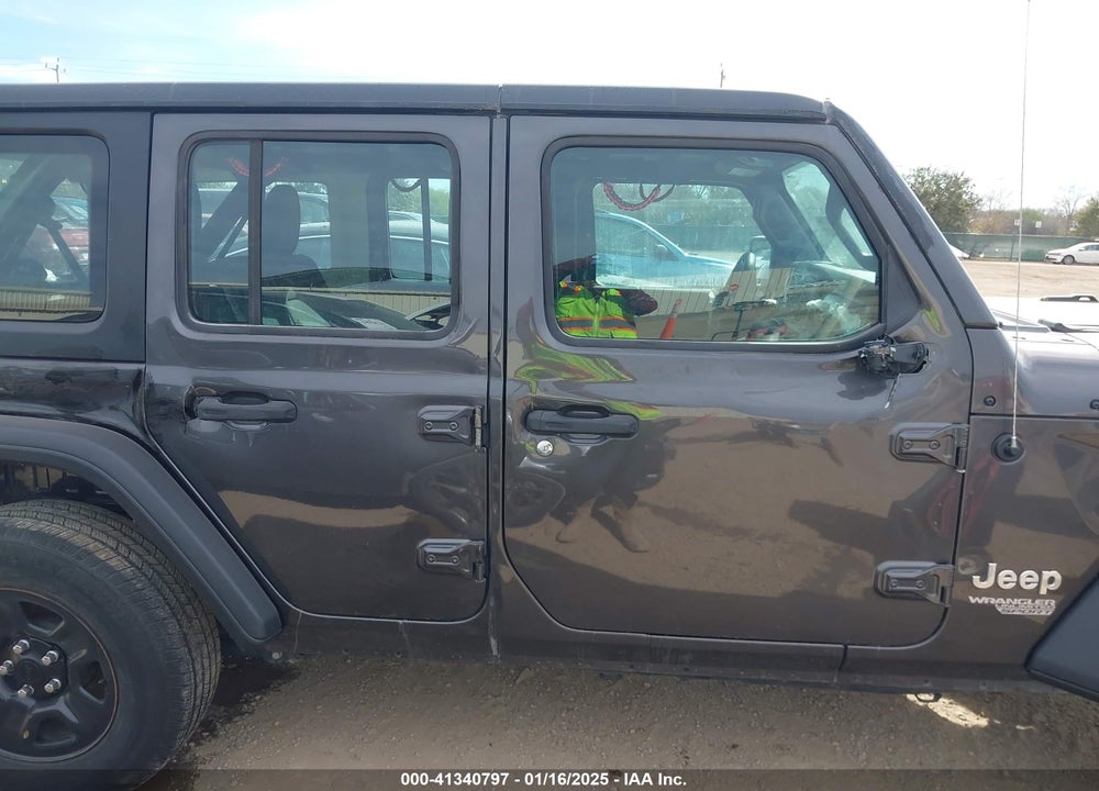 2020 JEEP WRANGLER UNLIMITED SPORT 4X4 VIN: 1C4HJXDN2LW155455