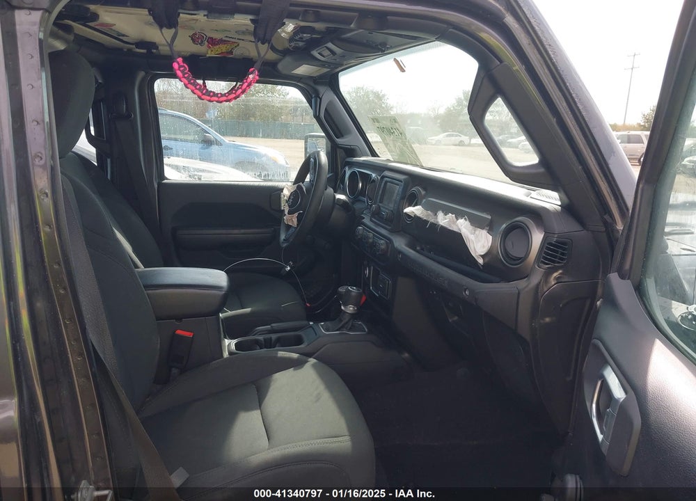 2020 JEEP WRANGLER UNLIMITED SPORT 4X4 VIN: 1C4HJXDN2LW155455