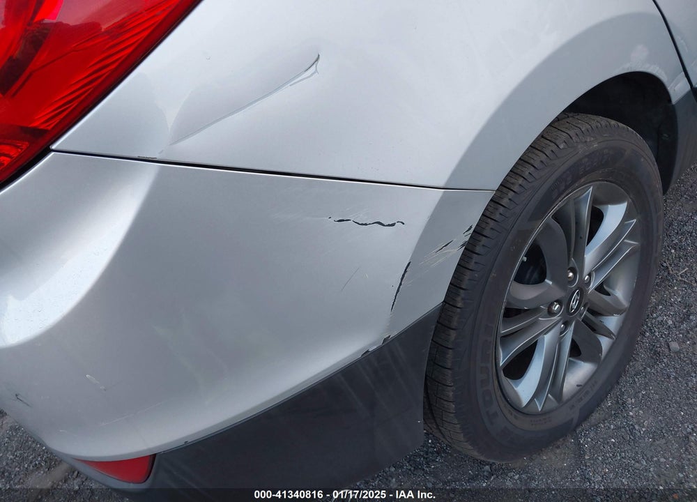 2015 HYUNDAI TUCSON SE VIN: KM8JUCAG2FU048733