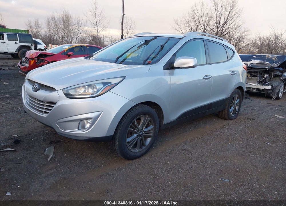2015 HYUNDAI TUCSON SE VIN: KM8JUCAG2FU048733